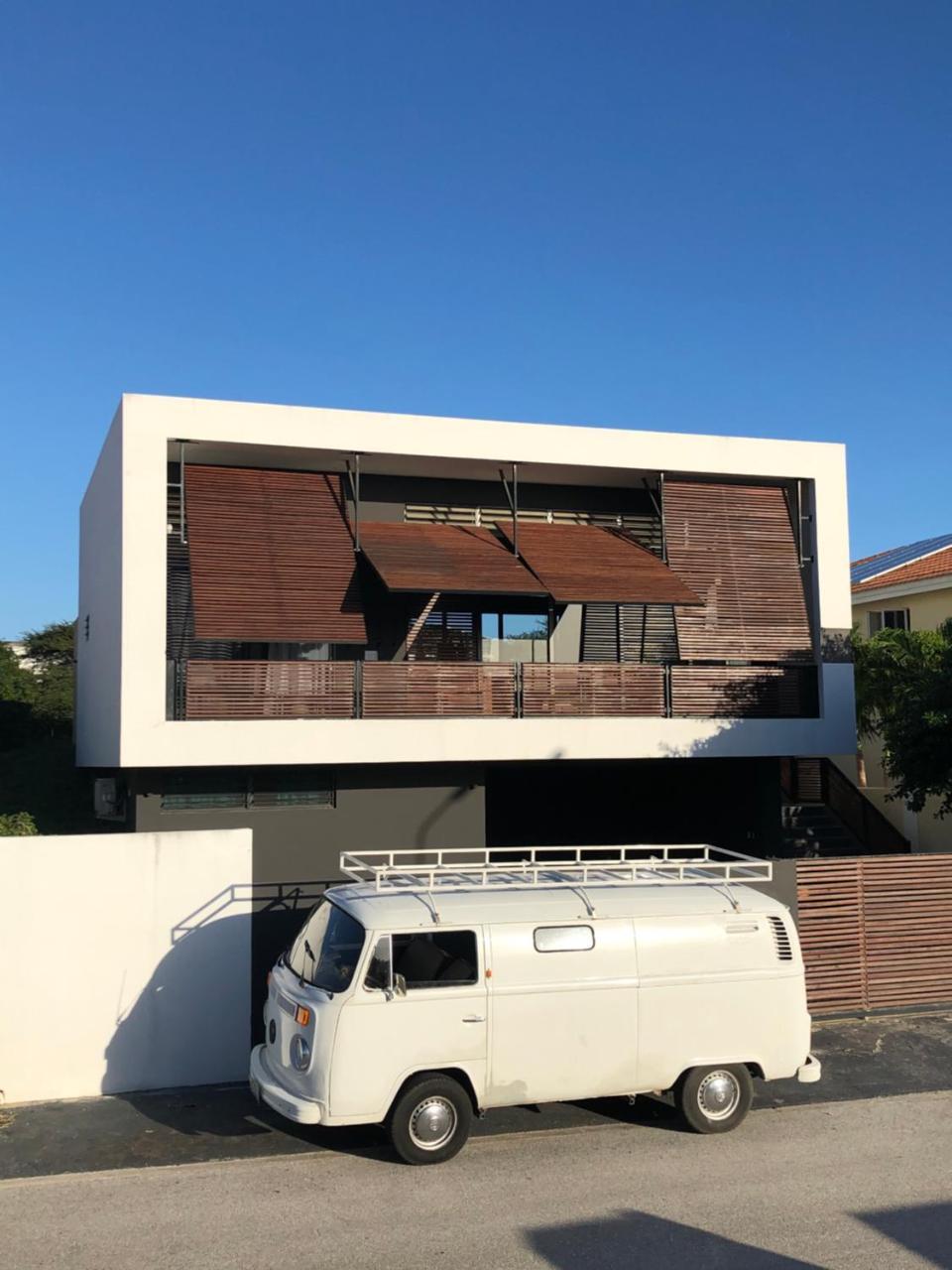 Contour Villa