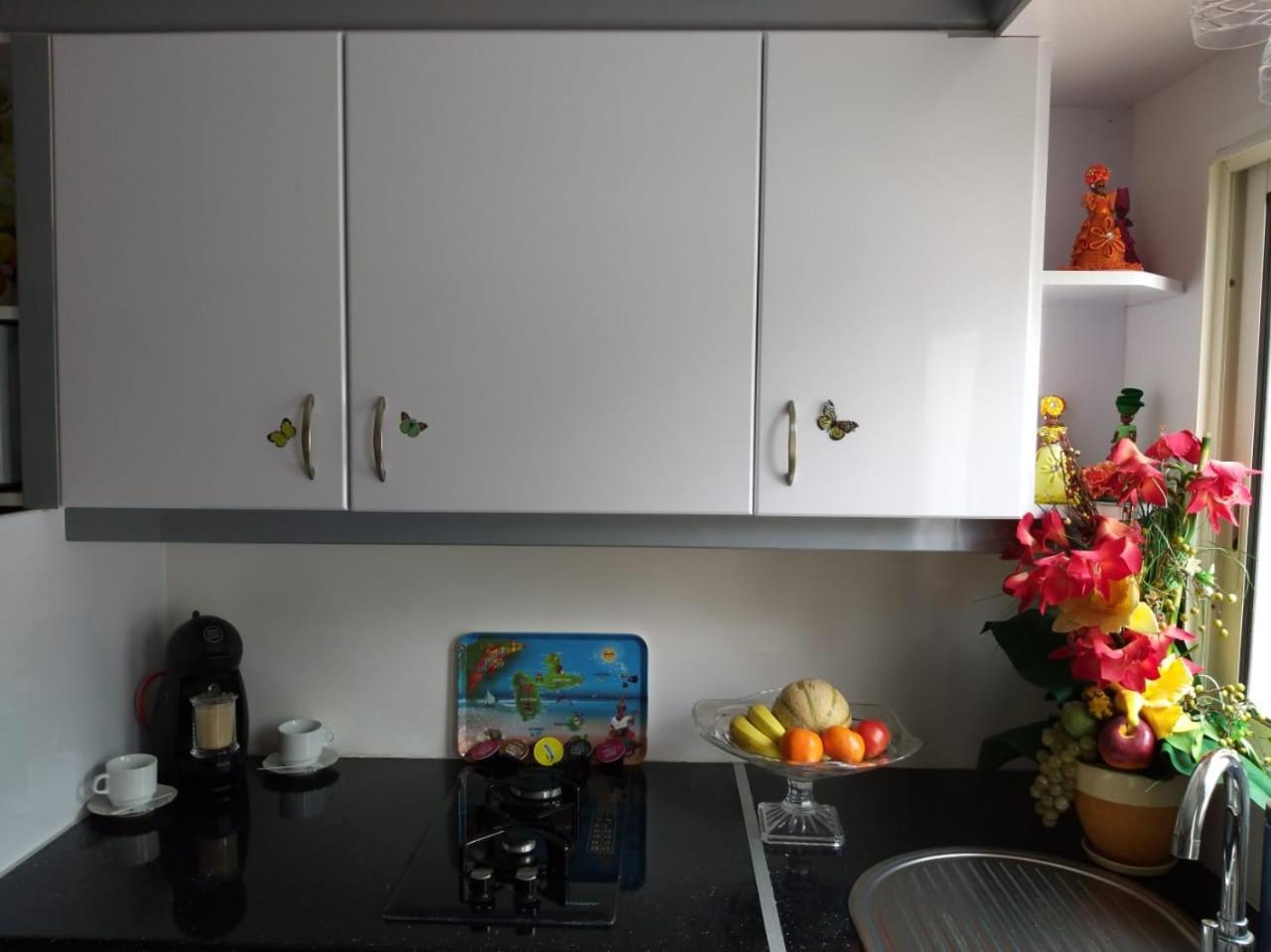 Kanalu Apartment Bouillante