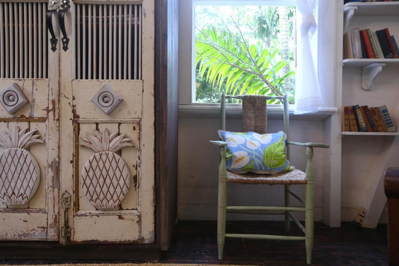 Pink Plantation House Inn