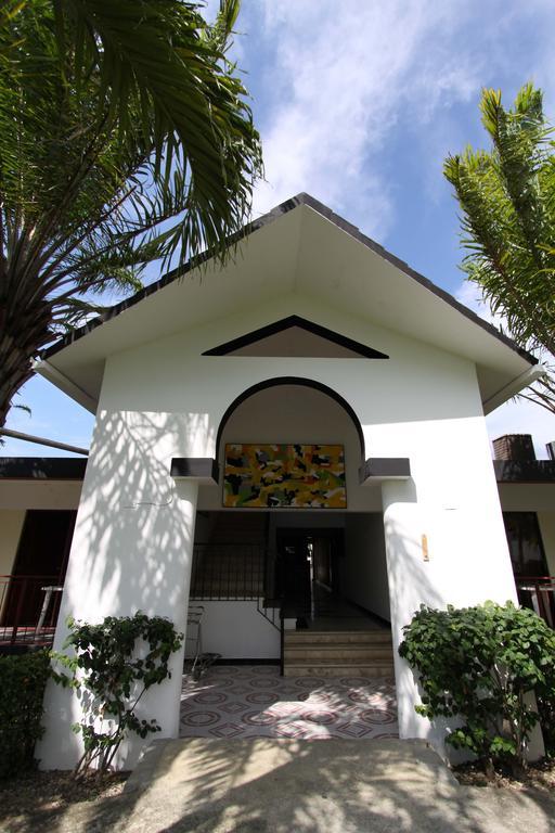 El Colibri Hotel