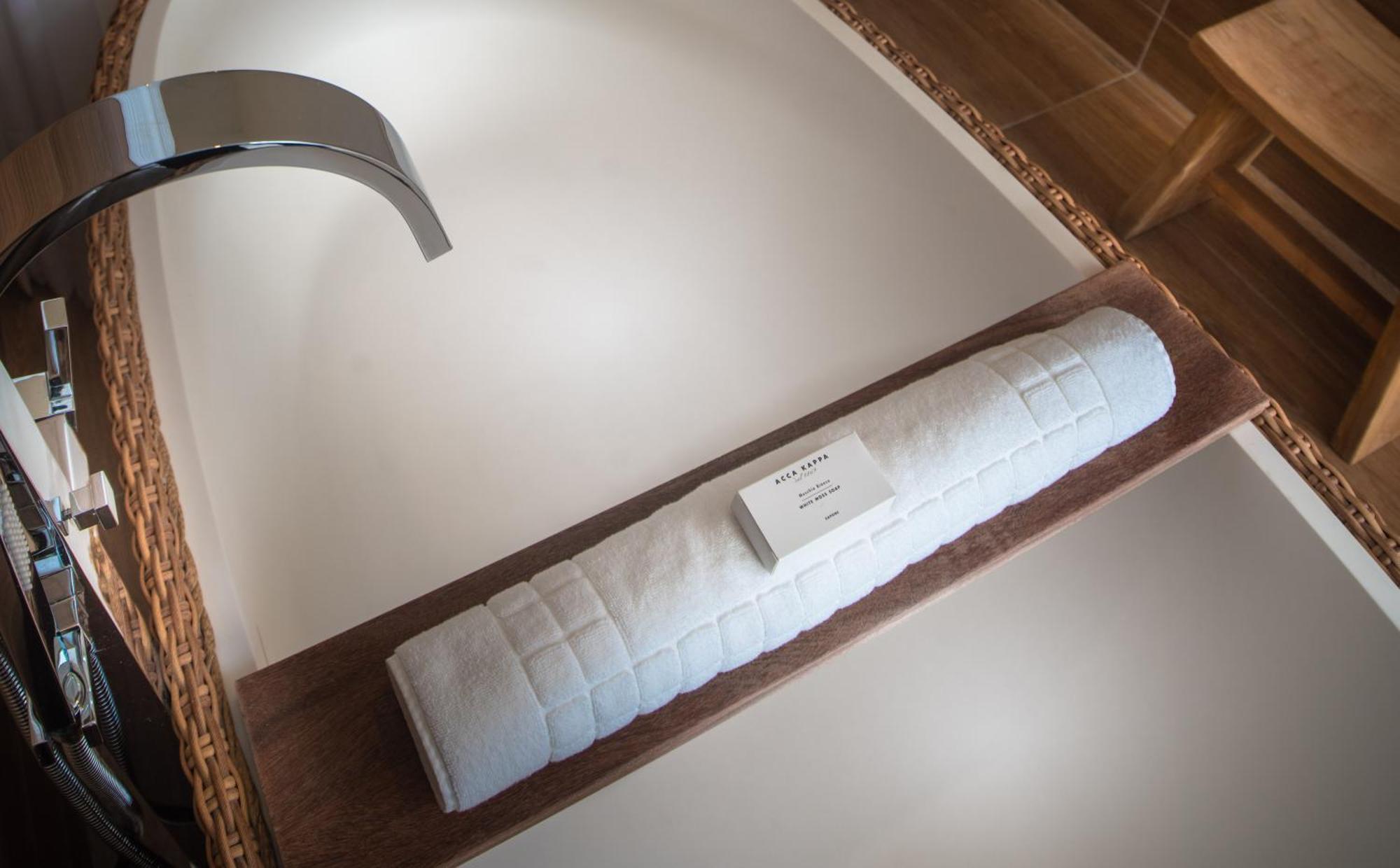 S - Luxury Boutique Hotel