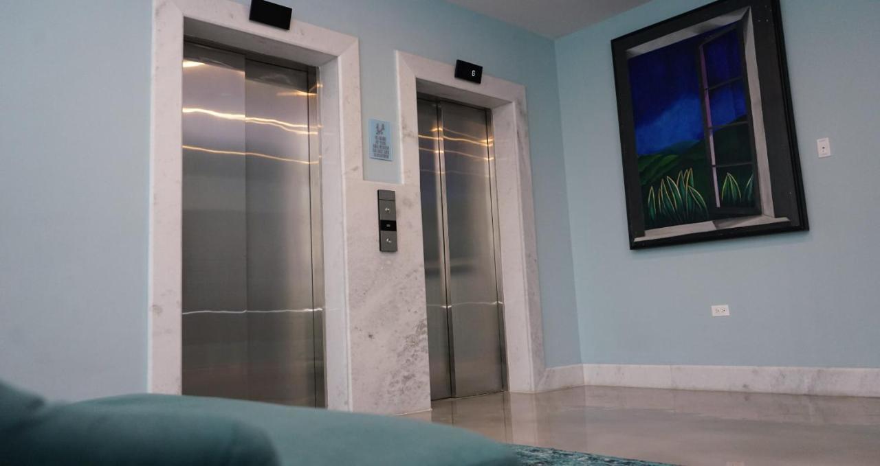R Hotel 4*