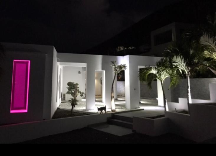 The Pearl * Orient Bay