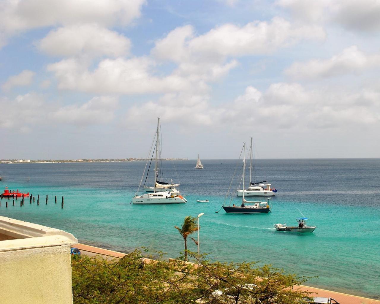 Club Nautico Oceanfront Penthouse *