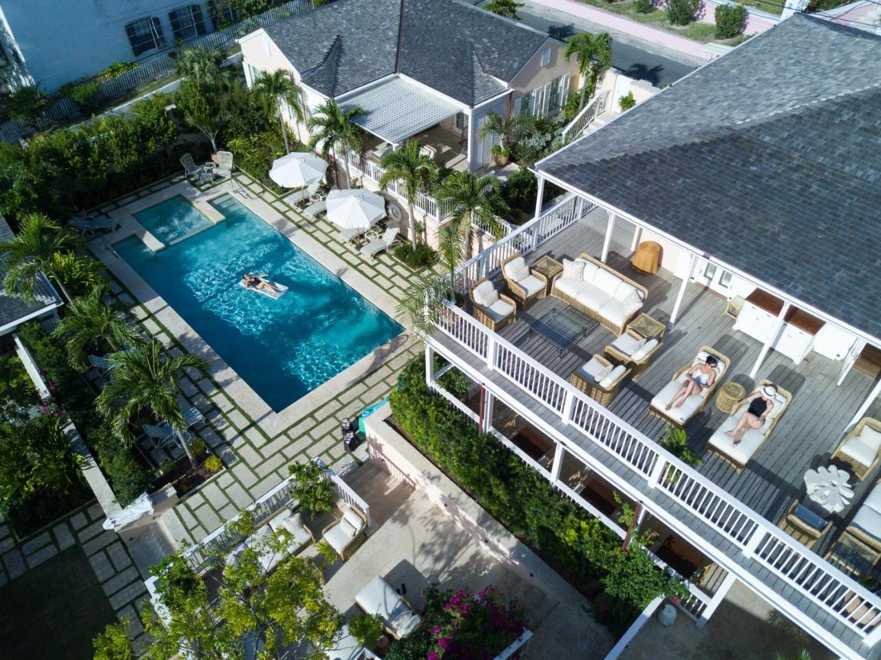 Eleven Bahama House Resort Dunmore Town