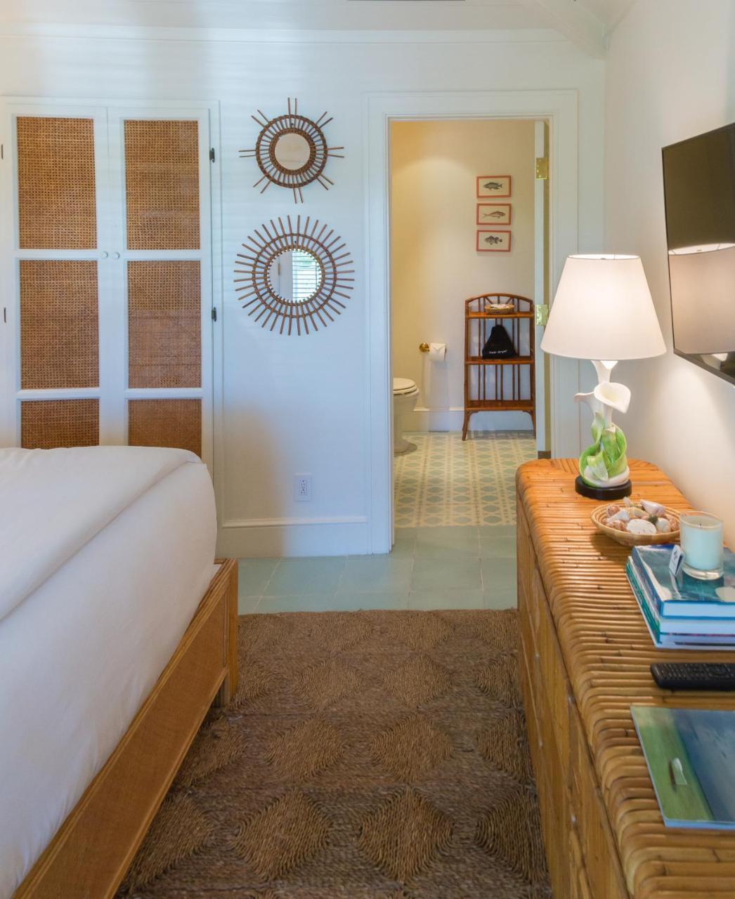 Resort Eleven Bahama House Dunmore Town