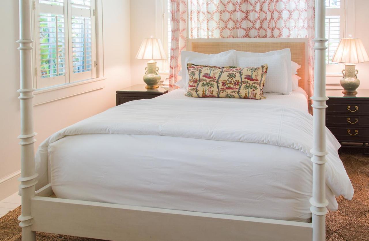 Resort Eleven Bahama House 4*