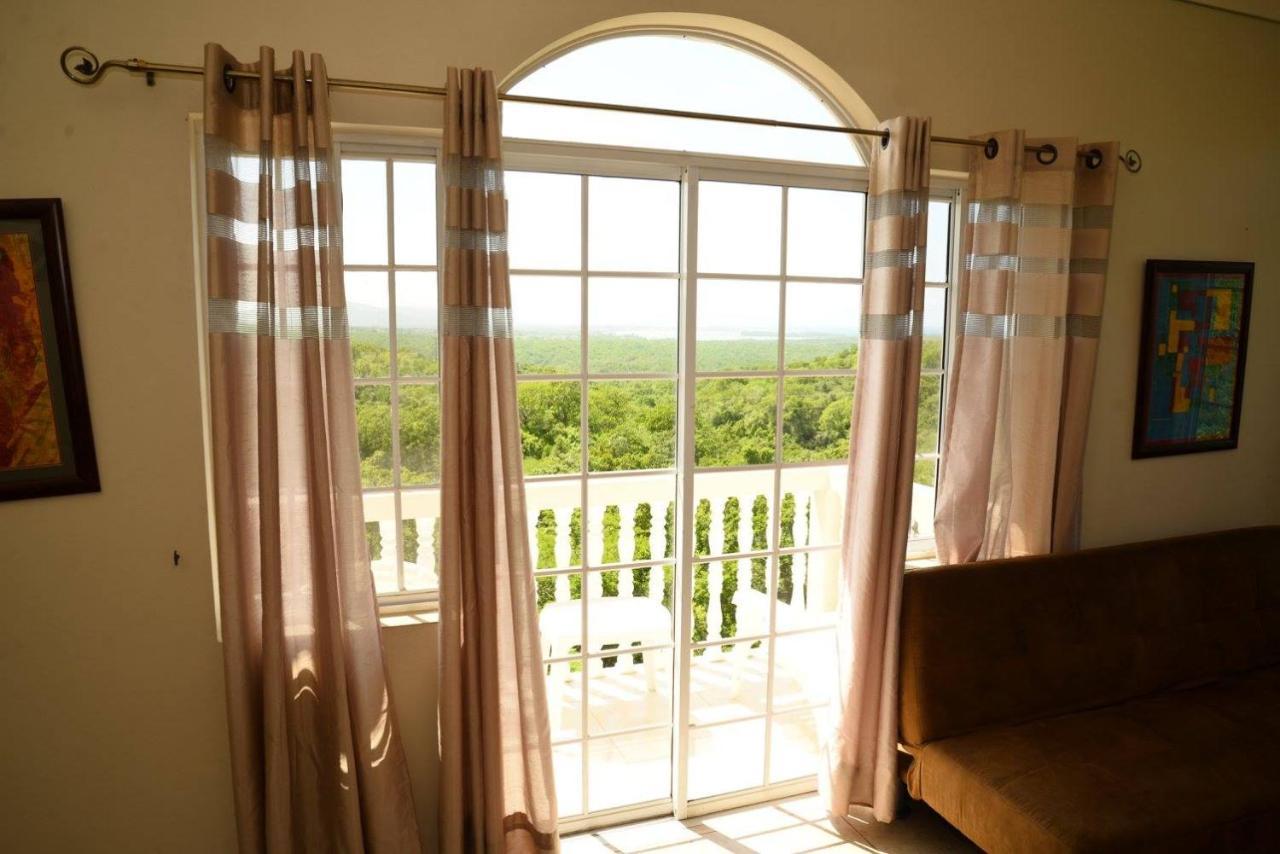 Guest house Retreat Falmouth