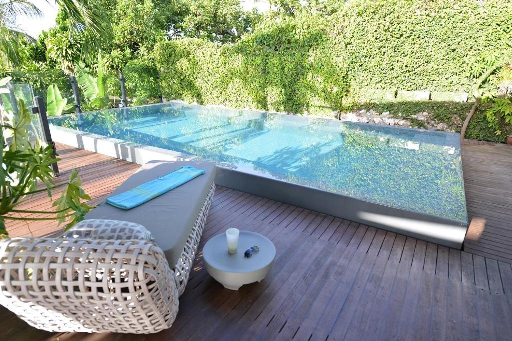 Zepices Villa *