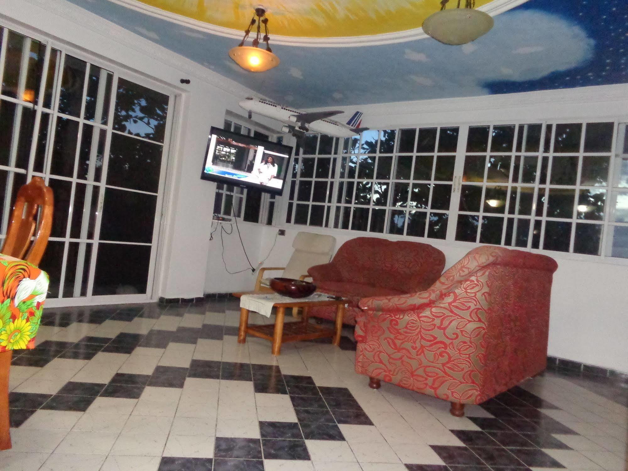 Rig Hotel