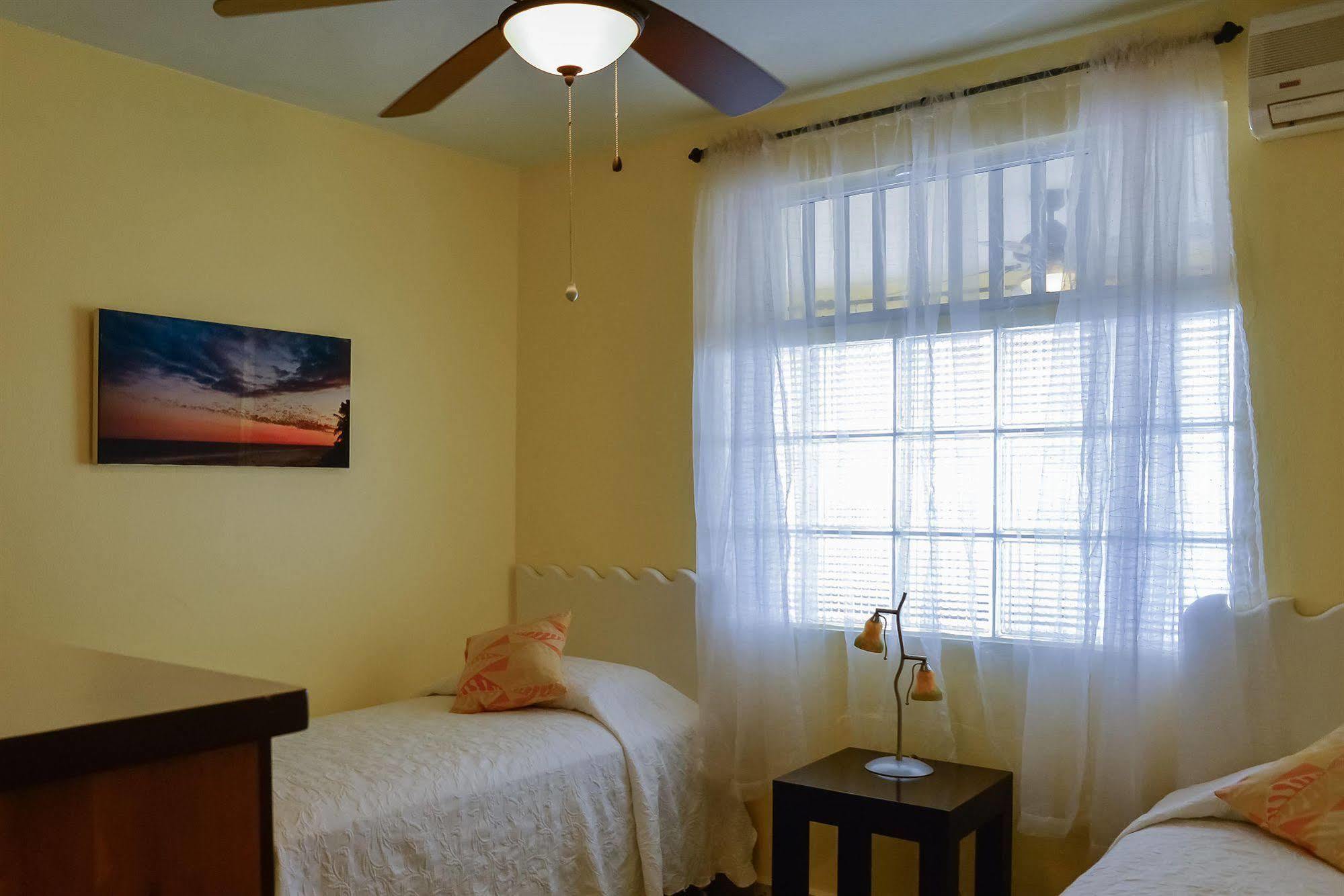 Hotel Lemontree Oceanfront Cottages 2*