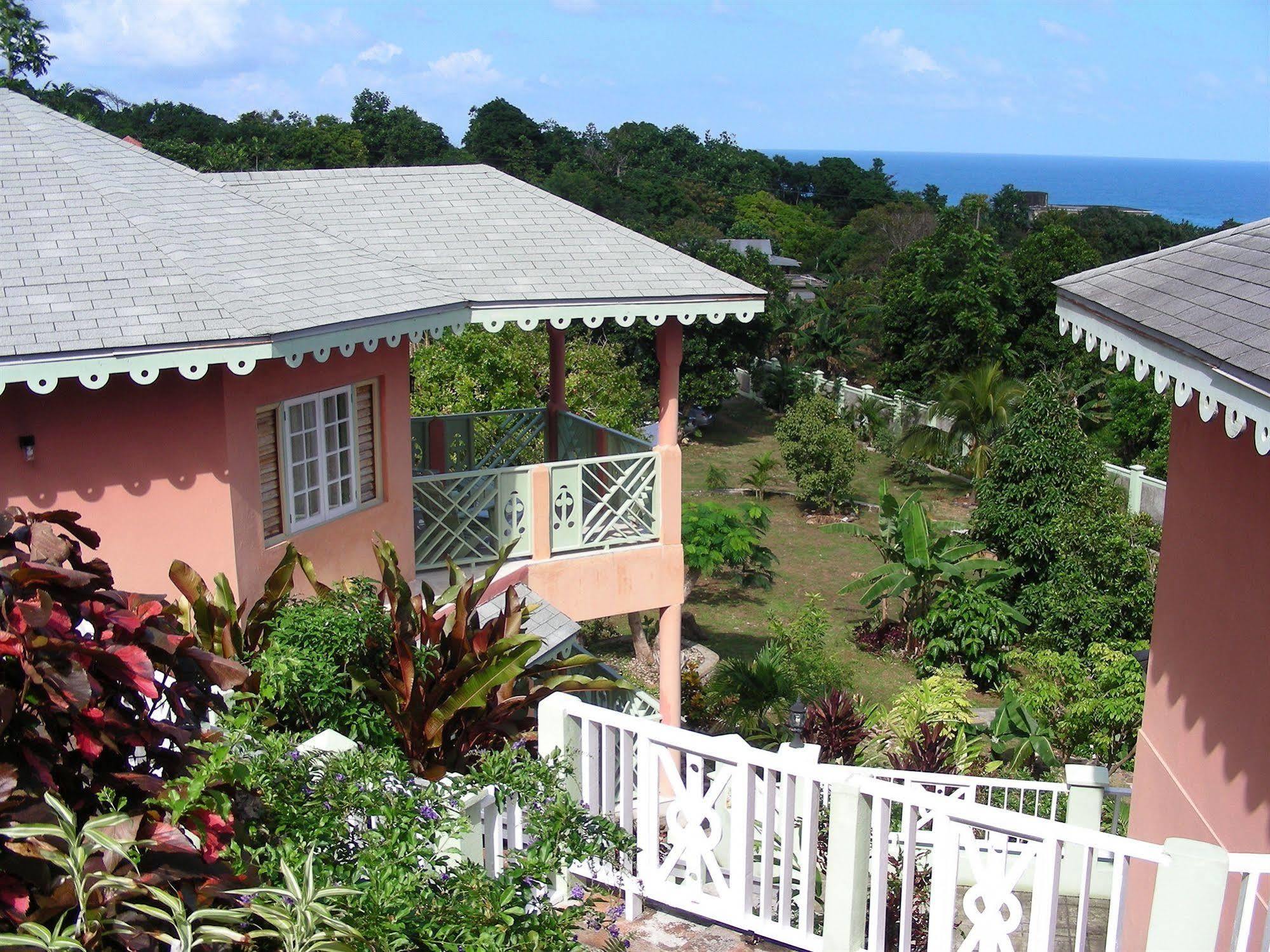 Pimento Lodge