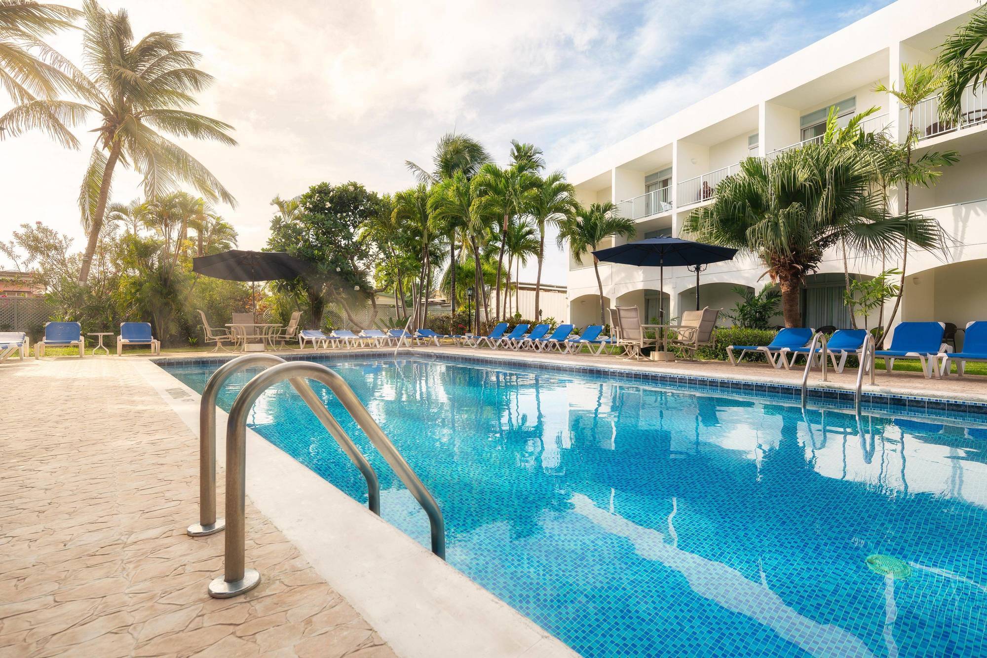 Time Out Resort 3*