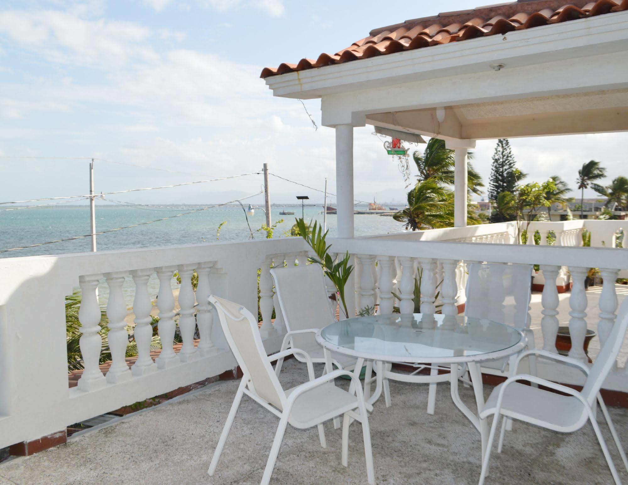 Beau Rivage Hotel Cap-Haitien
