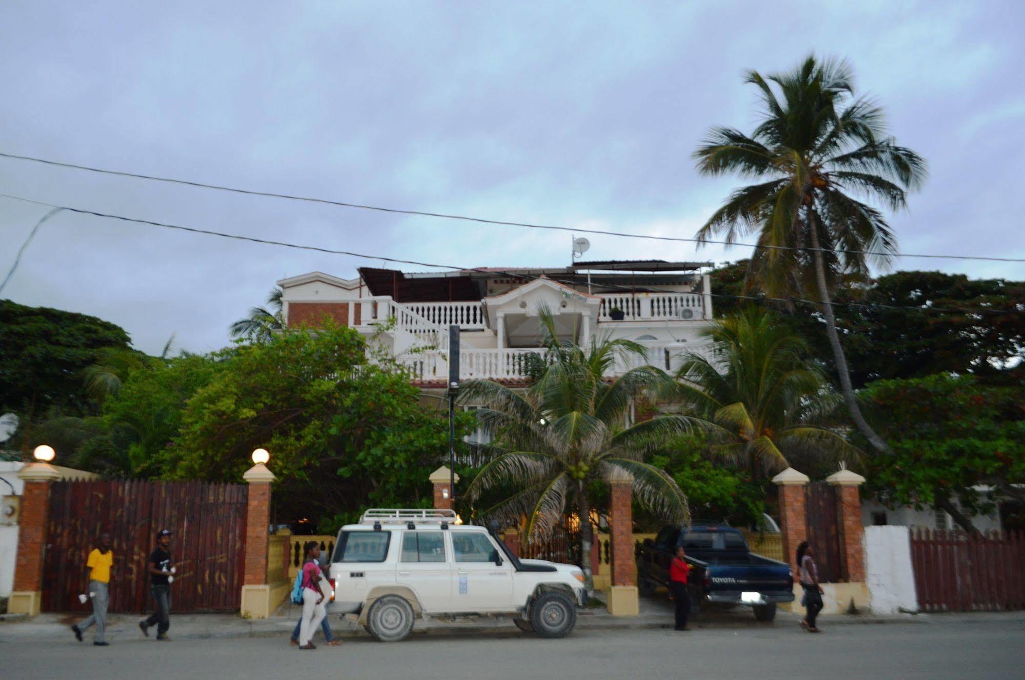 Hotel Beau Rivage Cap-Haitien