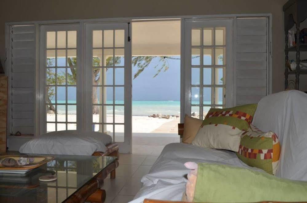 Hotel Captain's Cove &