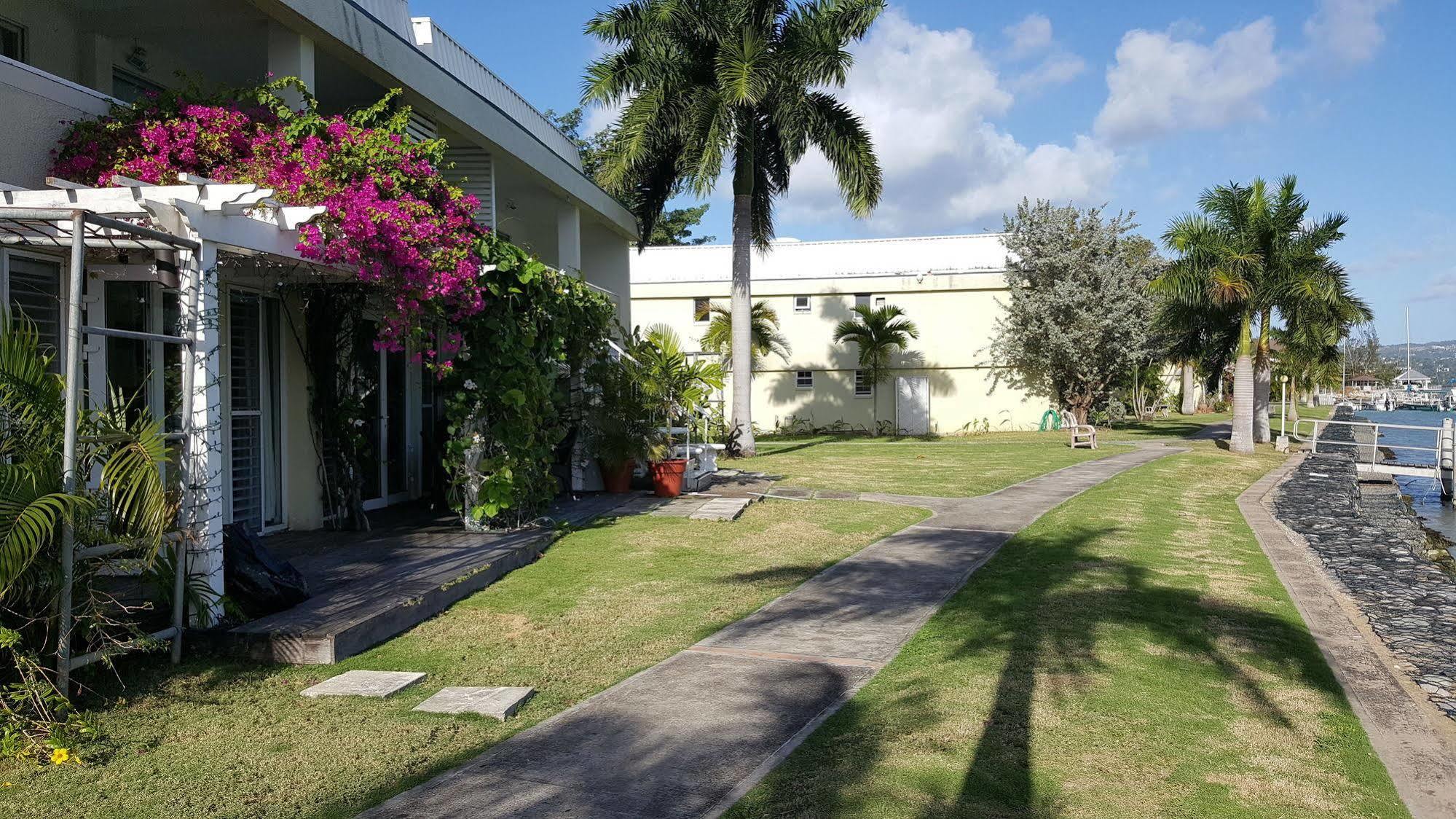 Casa Marina At Seawind Hotel Montego Bay