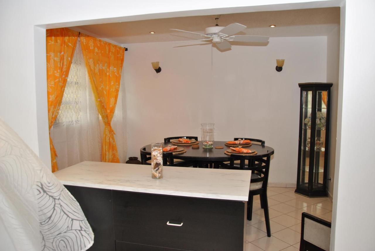 Casa de férias Cable Beach Villas
