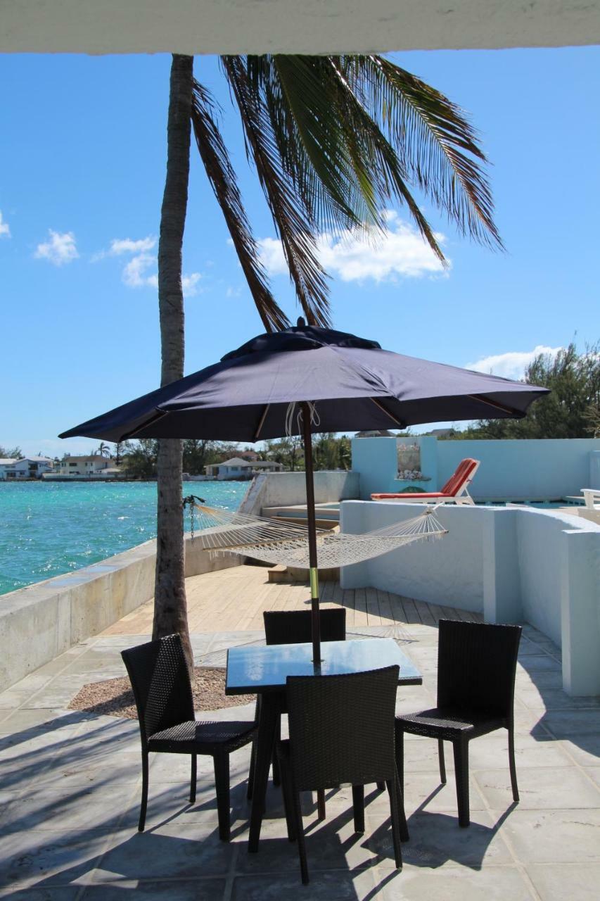 Water's Edge - Oceanfront With Private Pool