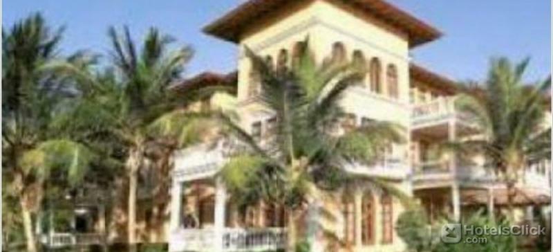 Reina Cumayasa Beach & Suites 3*
