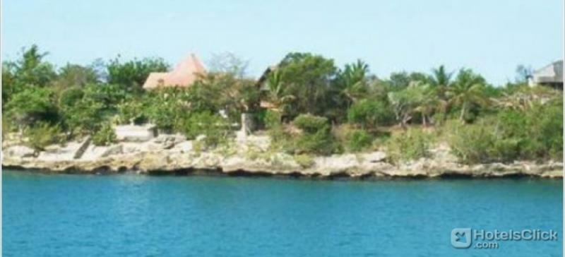 Hotel Reina Cumayasa Beach & Suites 3*