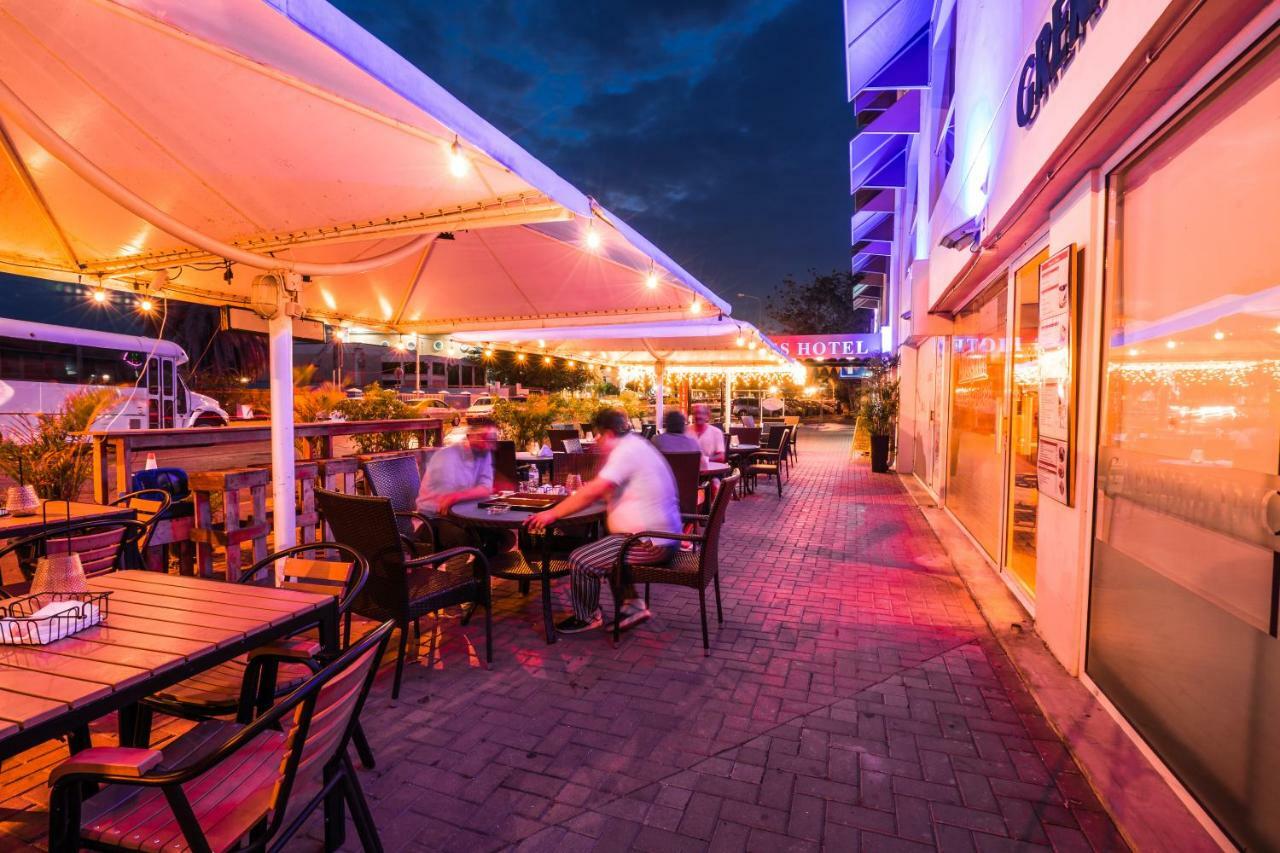 City Suites & Beach Hotel