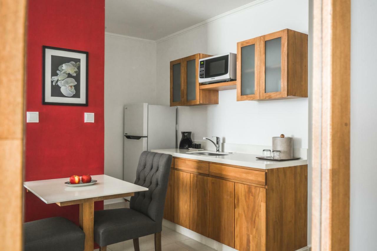 City Suites & Beach Hotel 3*