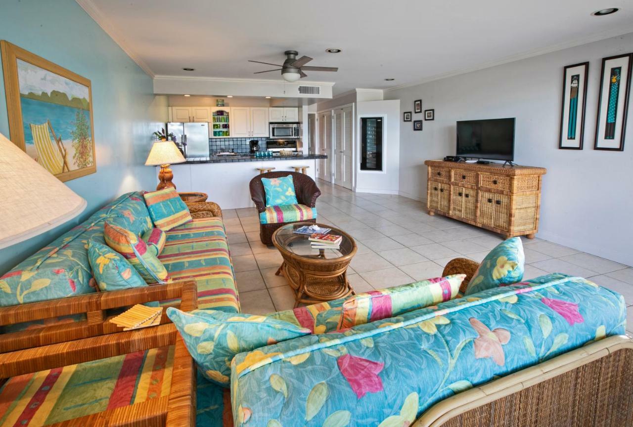 Beachfront At Crystal Cove *