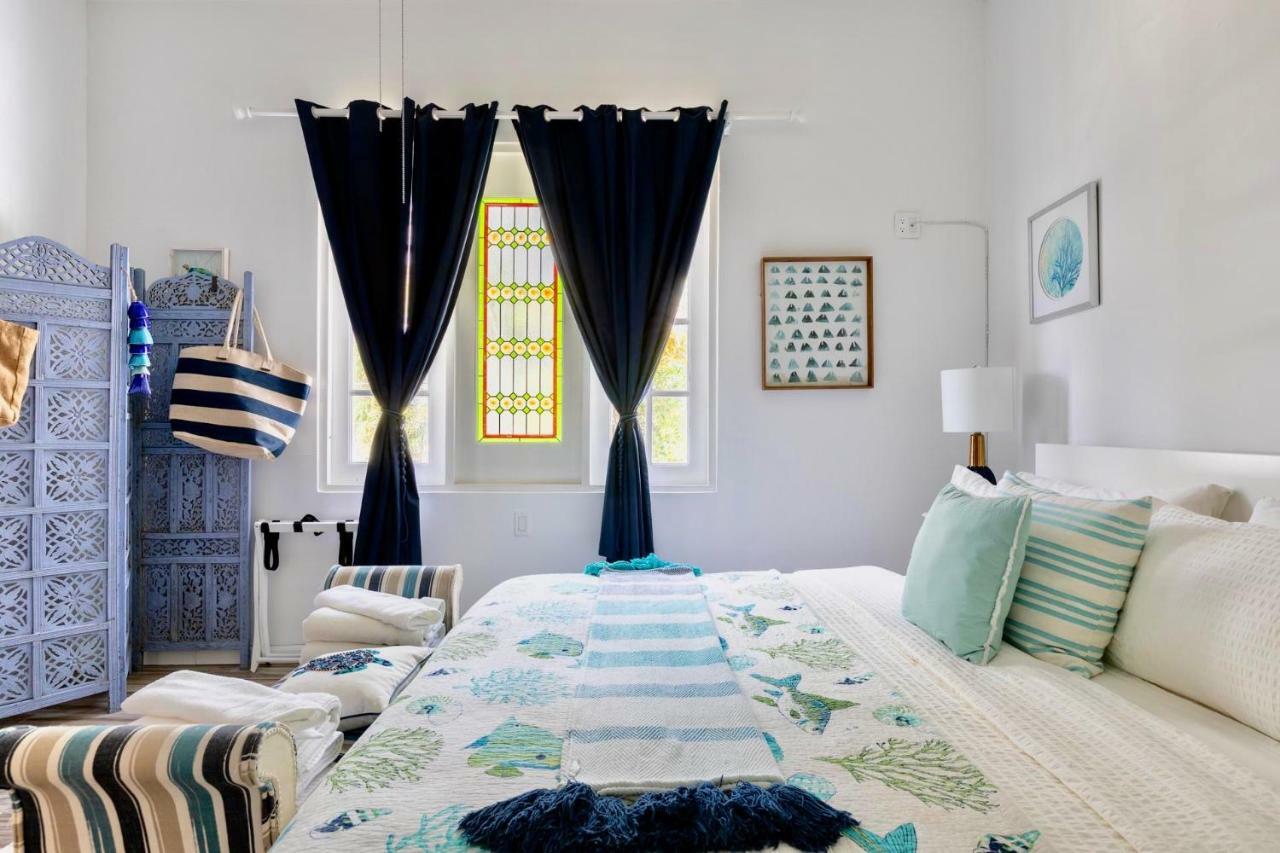 Casa Sevilla Bed & Breakfast