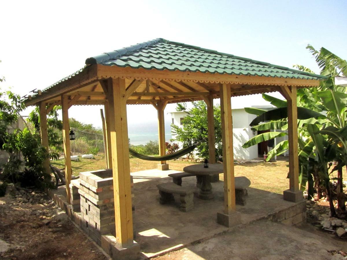 Sunshine Lodge: Your Away From Casa de férias Montego Bay