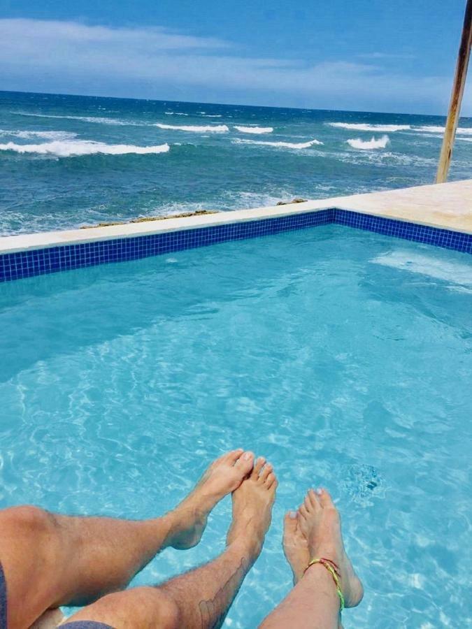 Discovery & At 681 Ocean Drive Hotel Arecibo