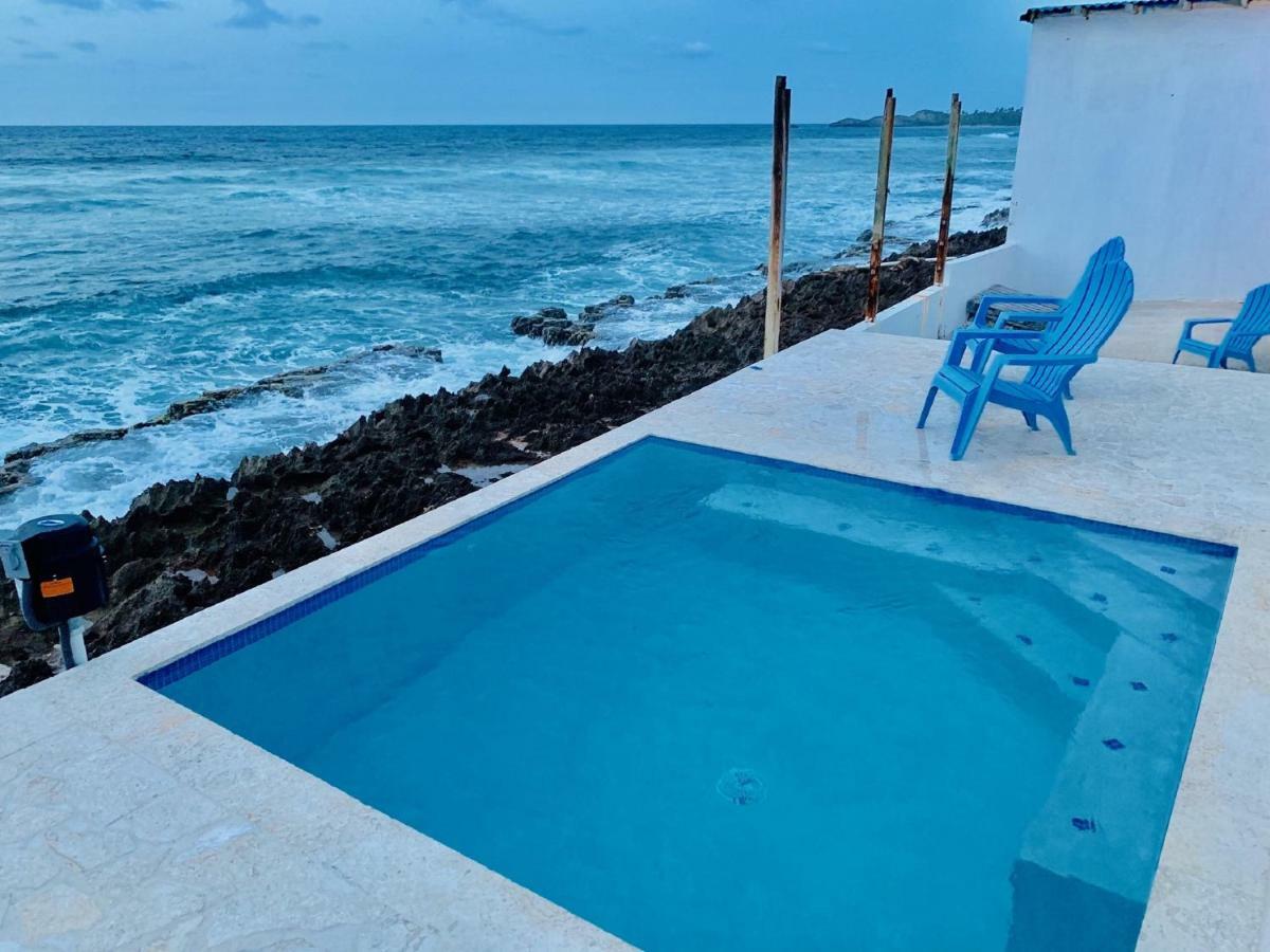 Hotel Discovery & At 681 Ocean Drive Arecibo