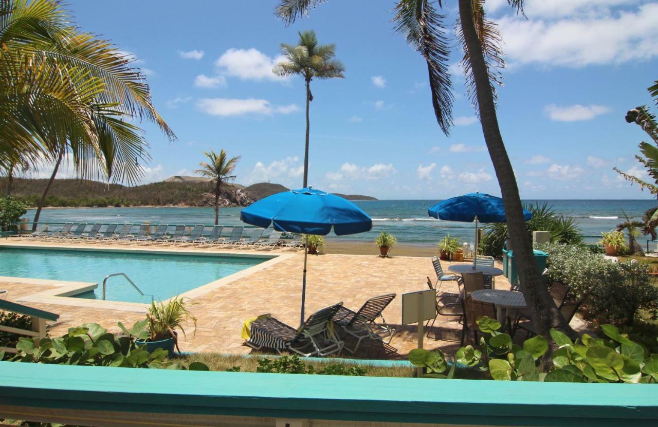 Oceanfront Watergate Villas &