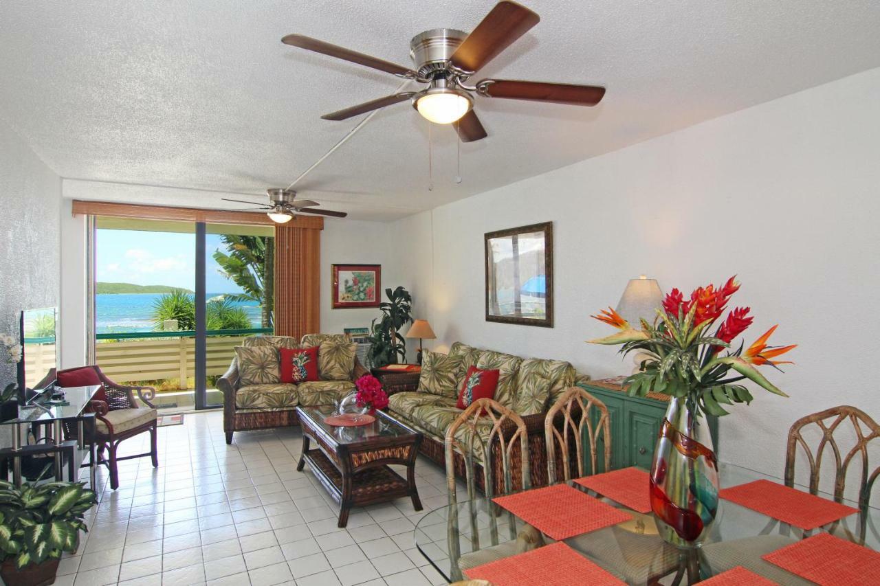Oceanfront Watergate Villas & * Bolongo