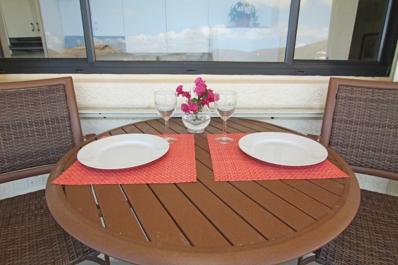 Oceanfront Watergate Villas & Apartamento *