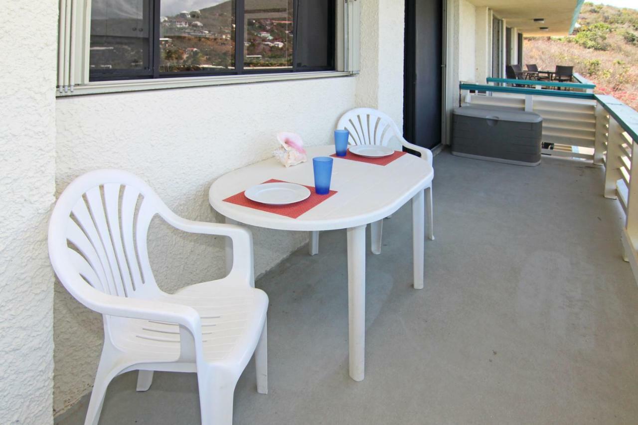 Oceanfront Watergate Villas &