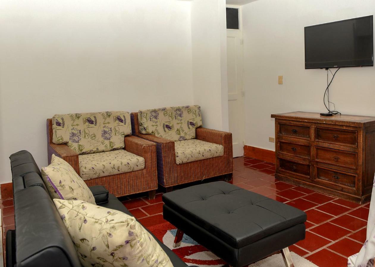 Onyx Aparta Apartamento