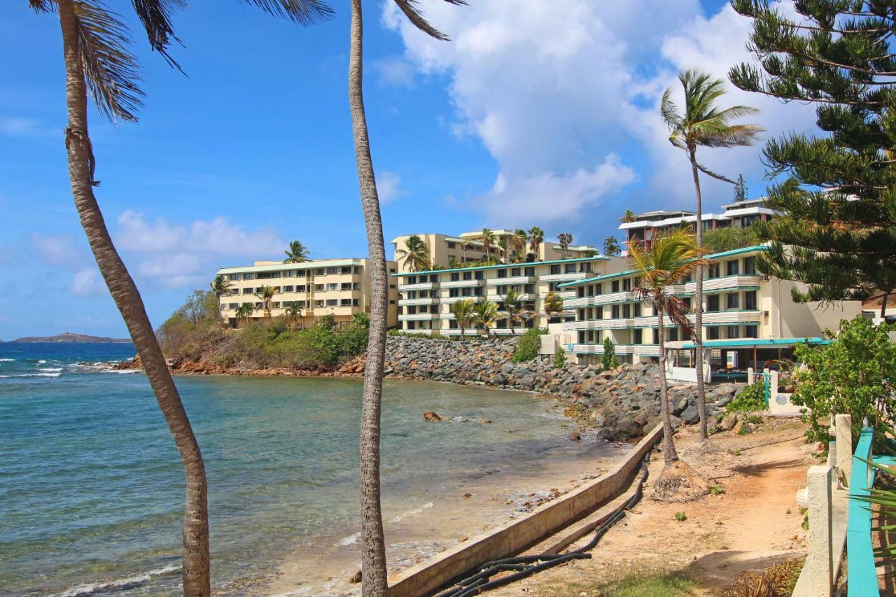 Oceanfront Watergate Villas &
