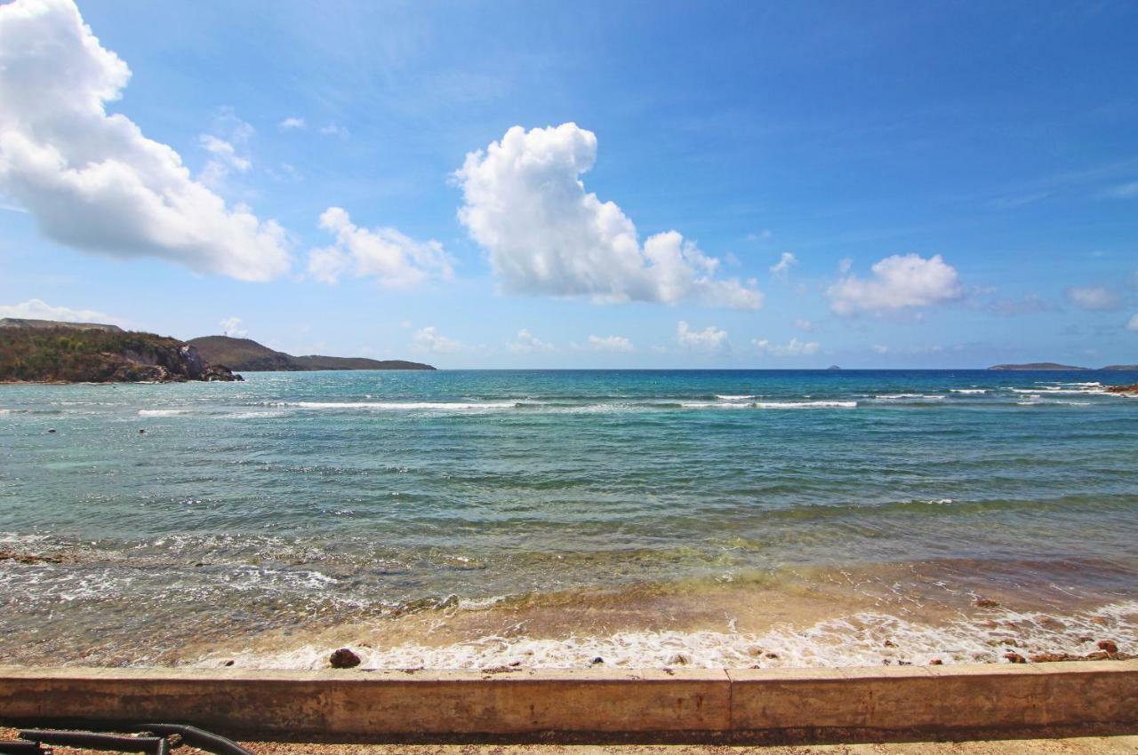 Oceanfront Watergate Villas & Apartamento *