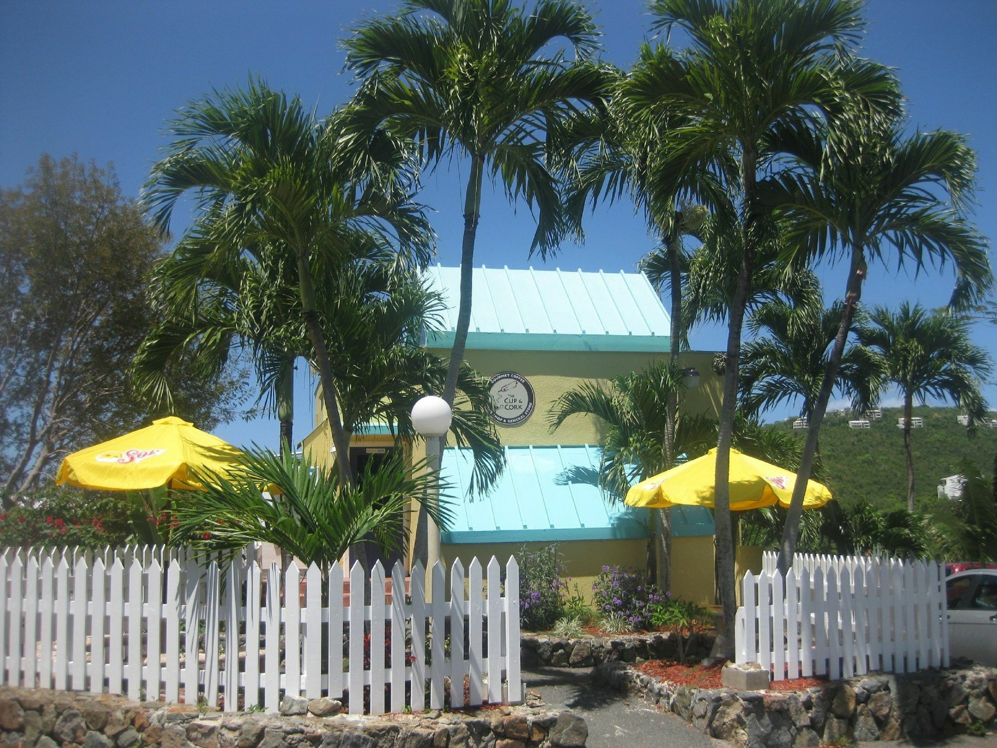 Aparthotel Flamboyan On The Bay &