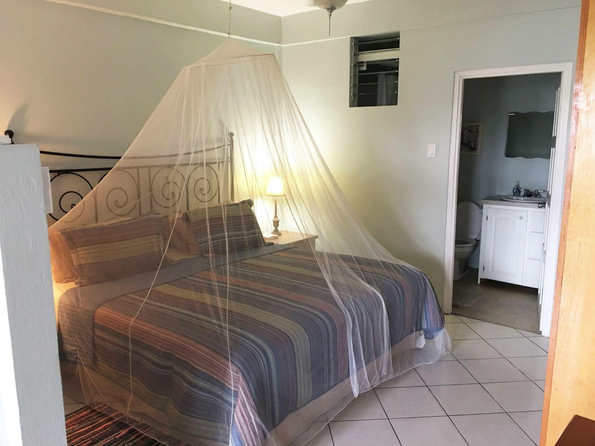 Hotel Sea Glass Place 3*