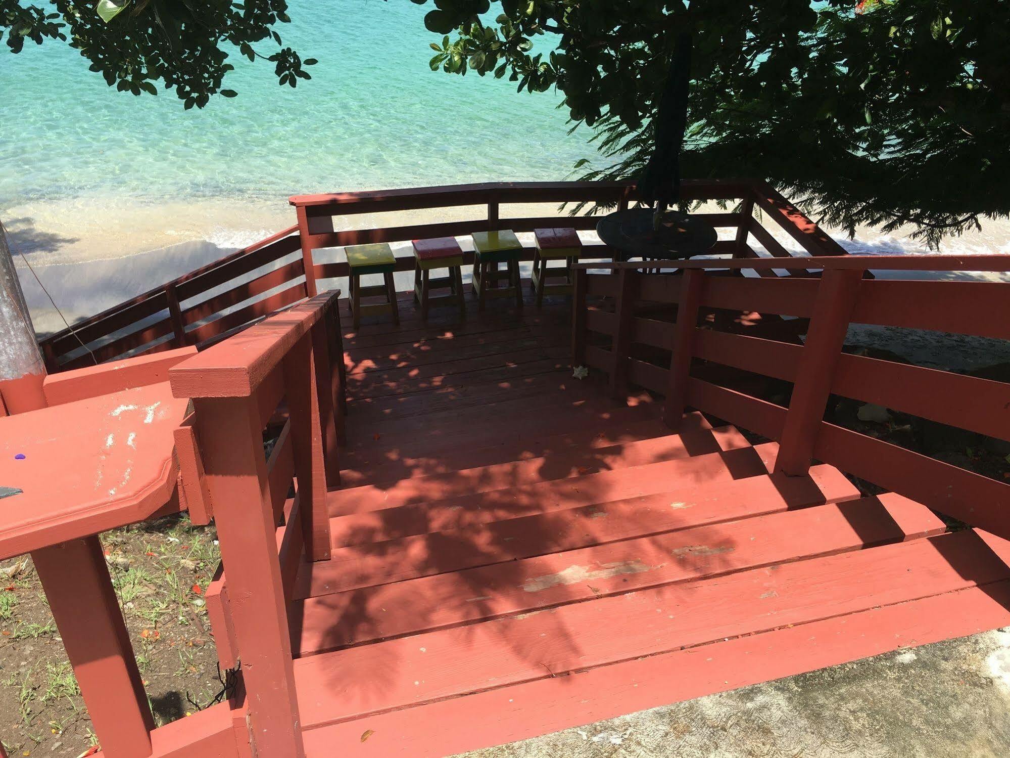 Hotel Sea Glass Place