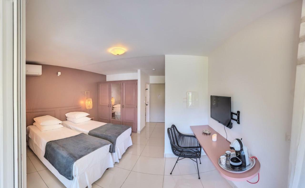 Pelican Hotel