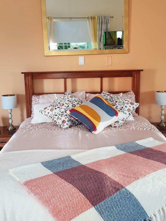 Guest house Cool Breeze Discovery Bay