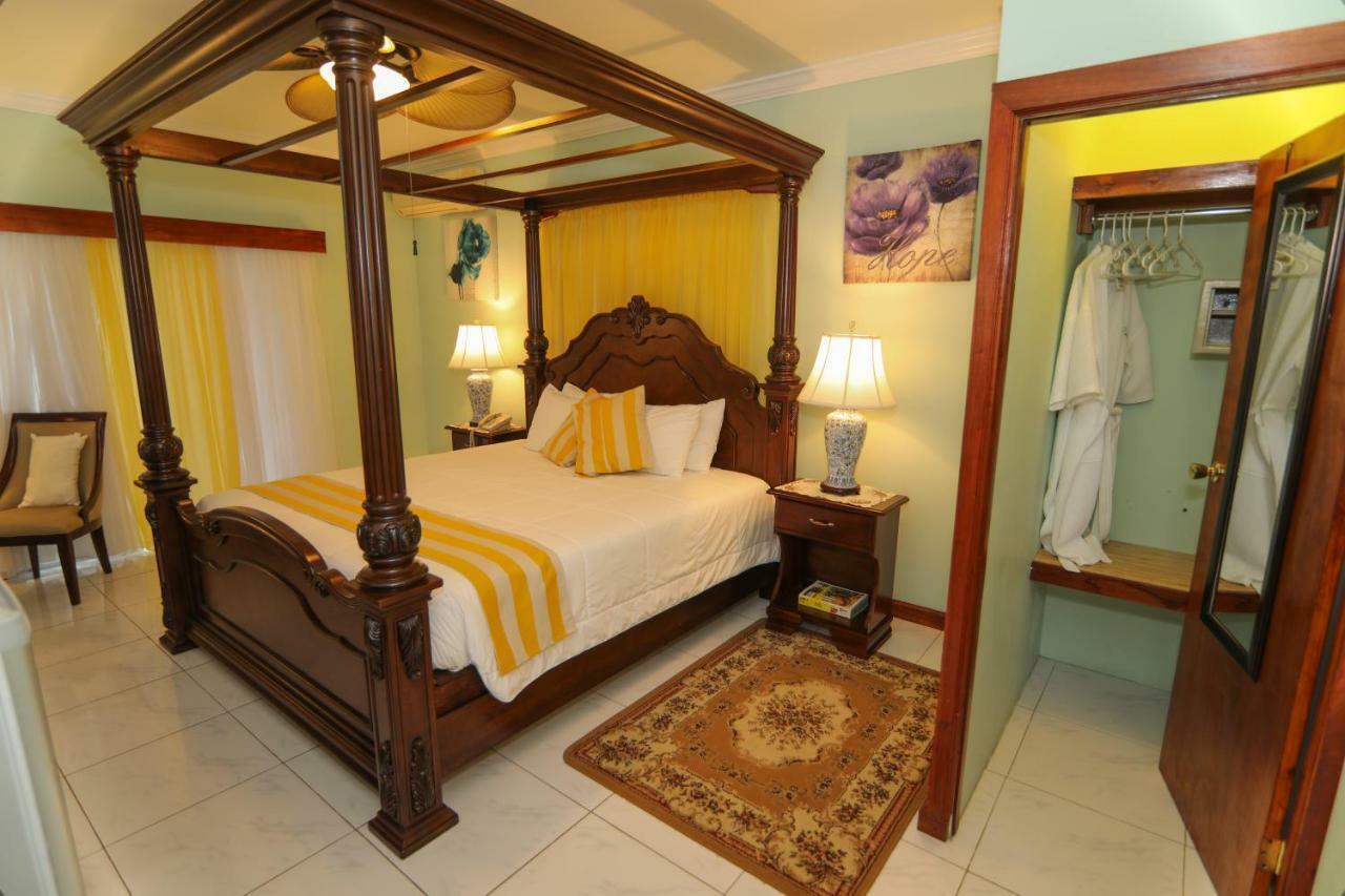 Rayon Hotel 4*
