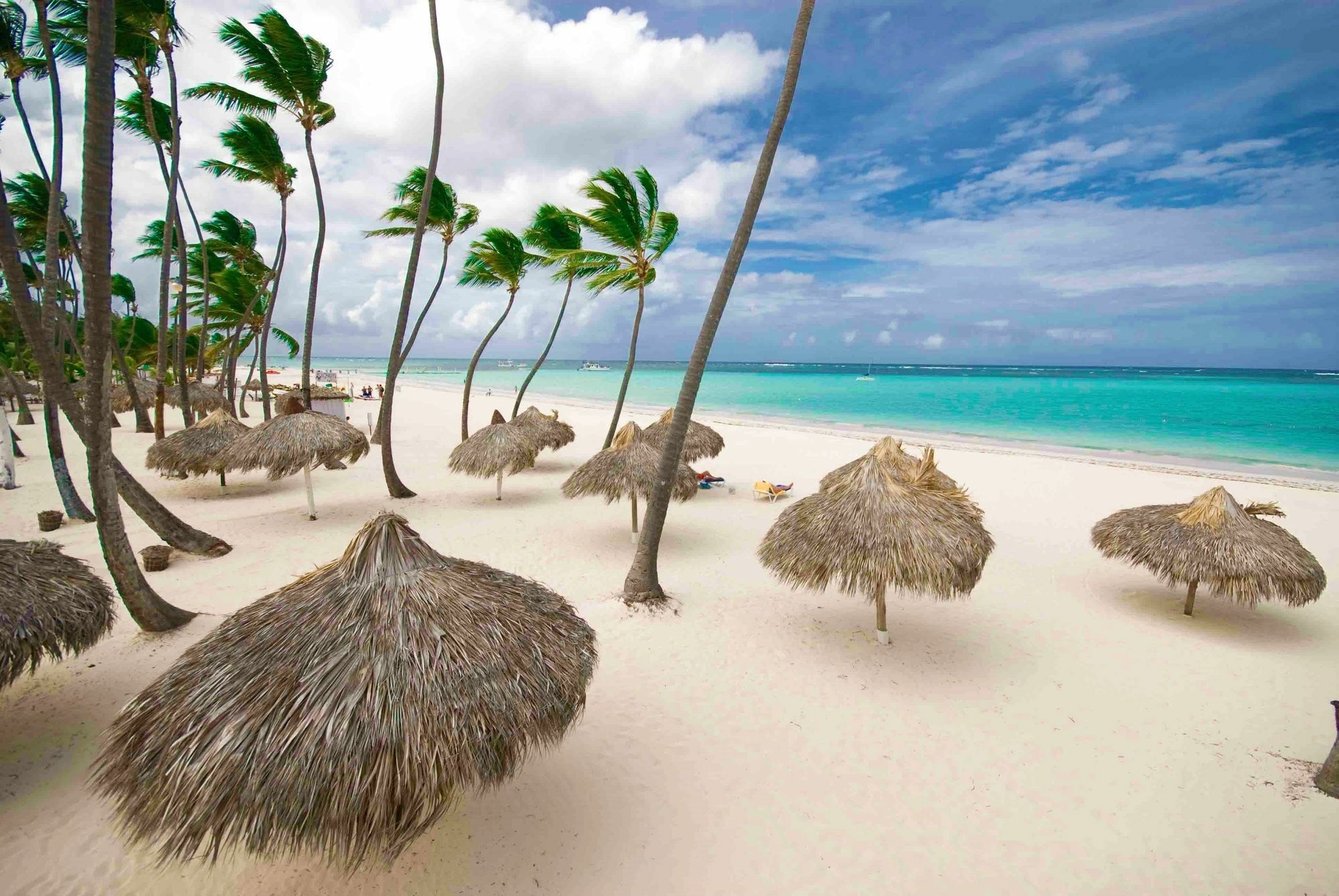 Corales Village Hotel