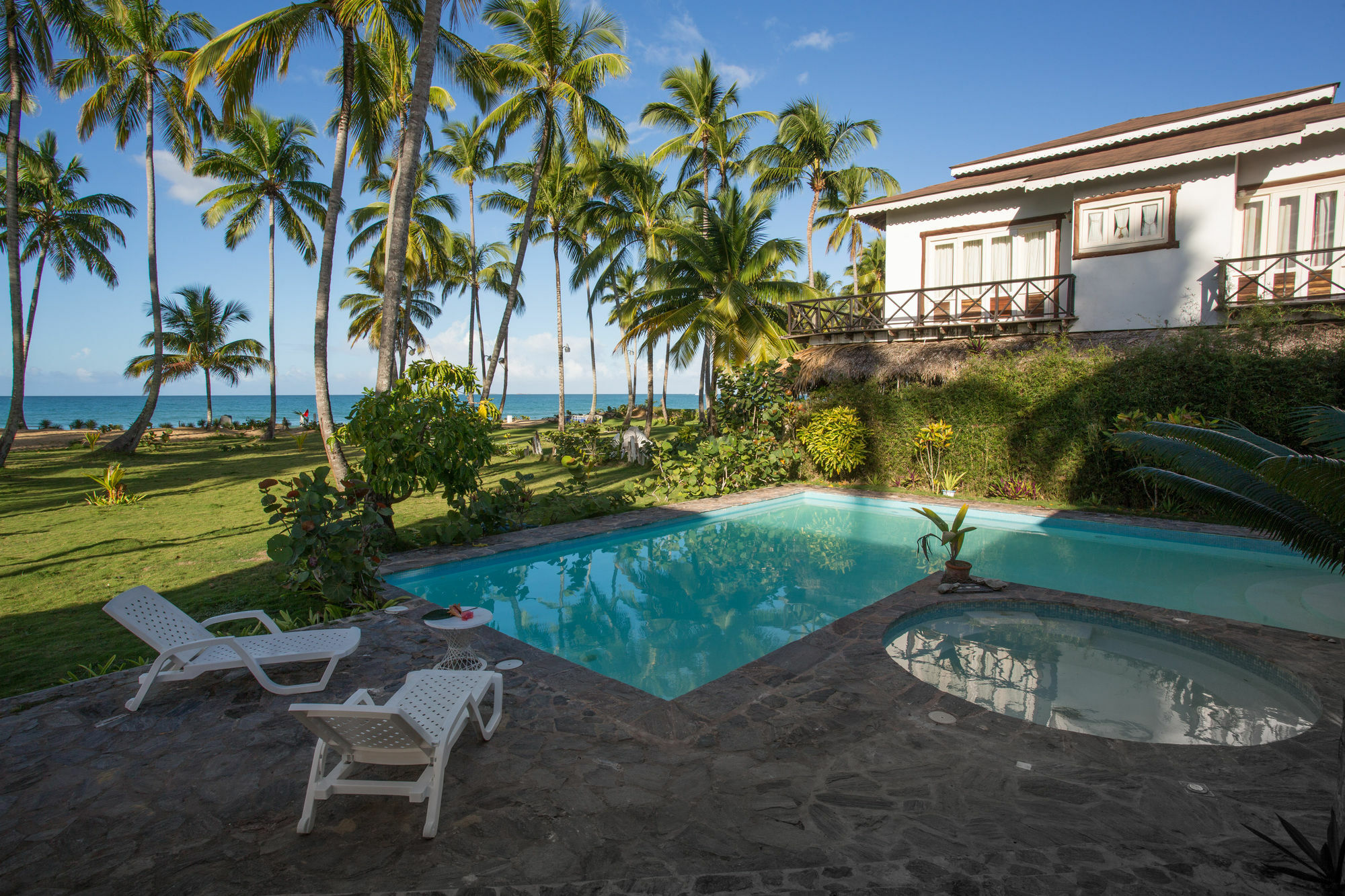 Guest house Playa Coson 2*