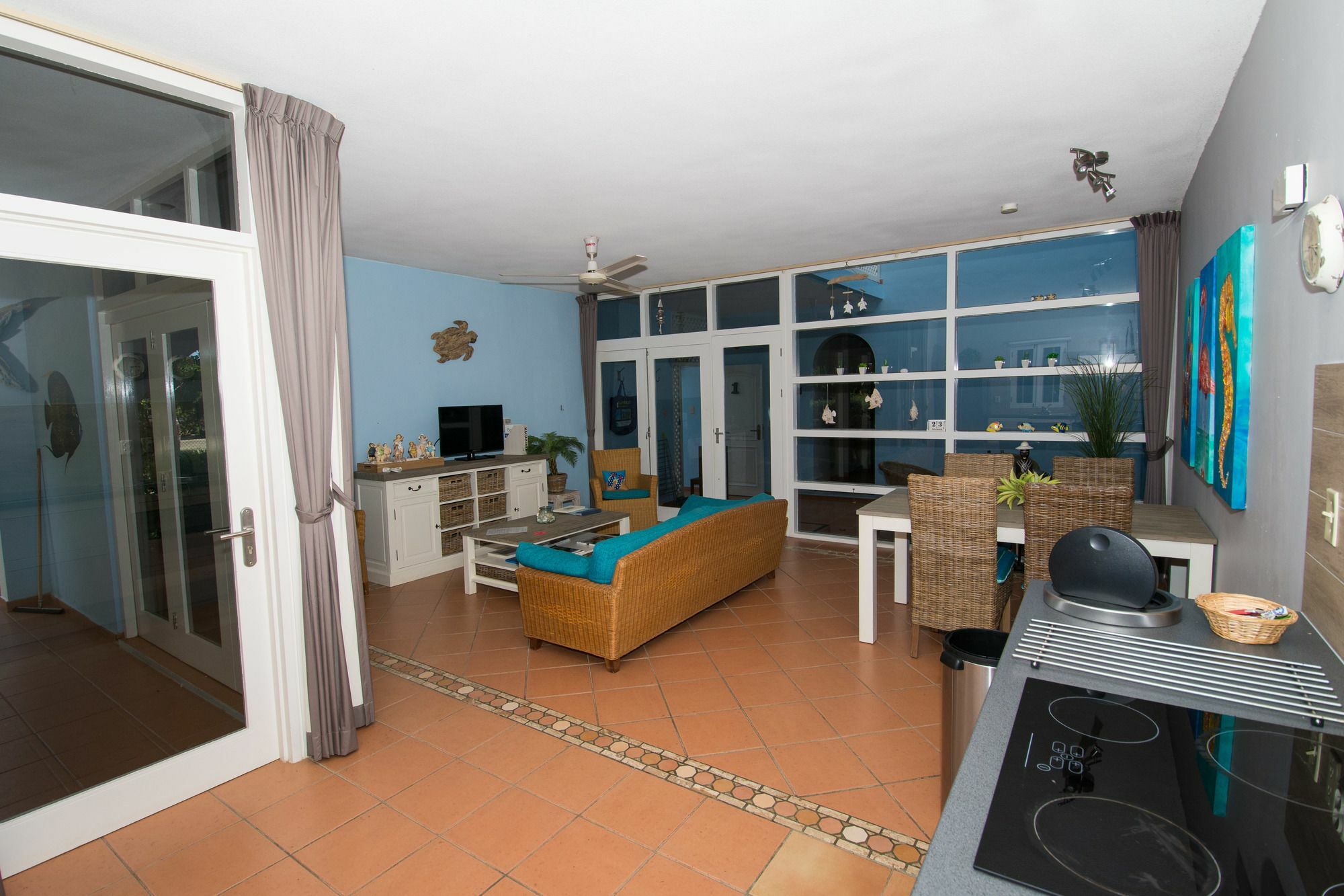 Apartment 1 And 5 In Windsock Bonaire