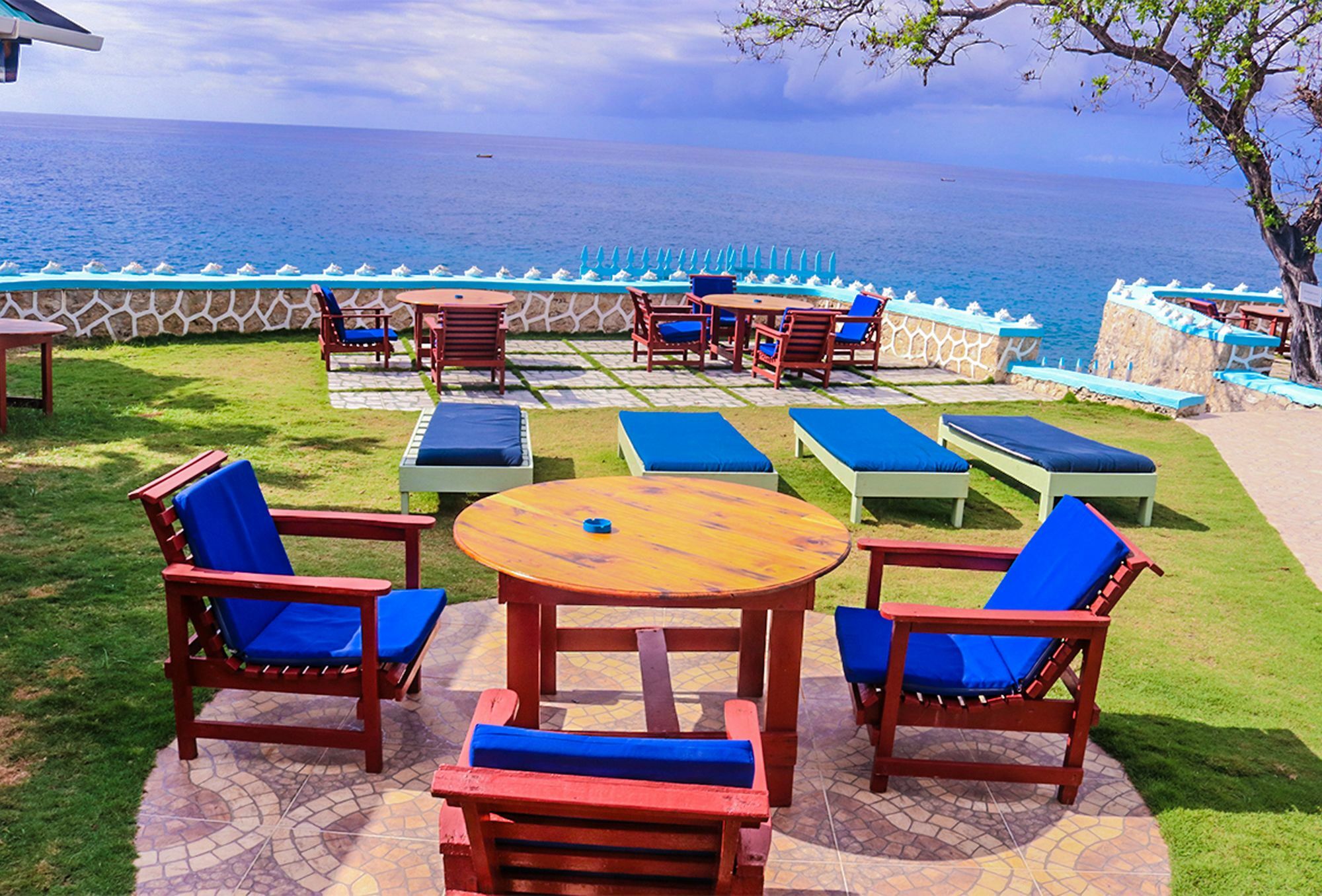 Hotel Blue Cave Castles Negril
