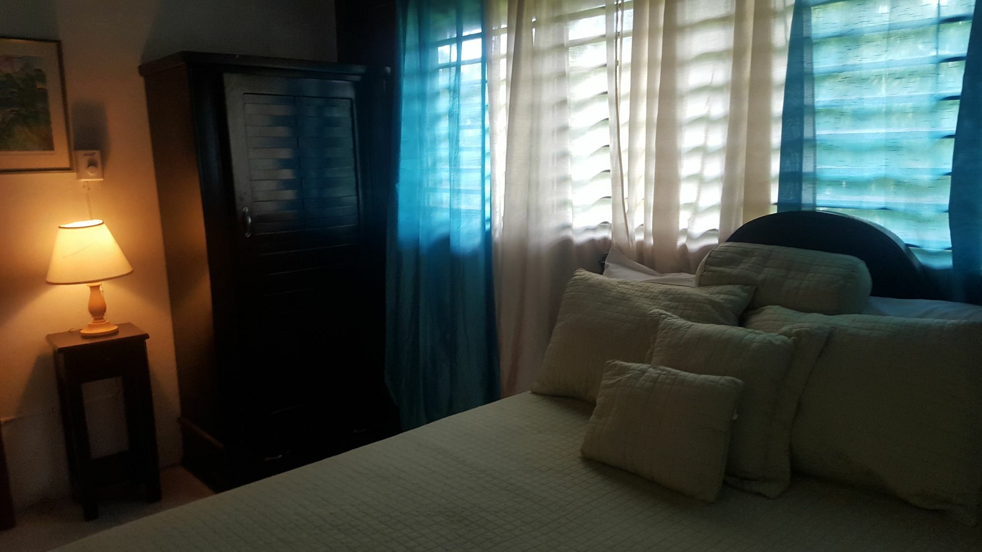 Hotel Firefly